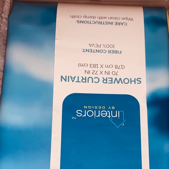 6 Piece NWT Shower Curtain Set. Original packaging - Picture 5 of 13